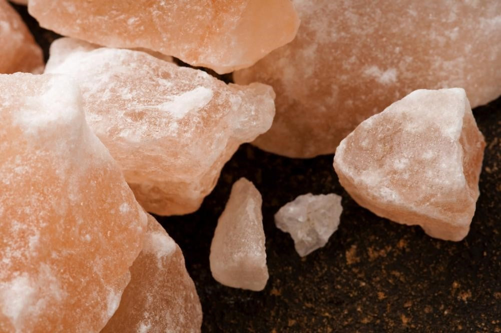 Himalayan pink salt rocks used for halotherapy.